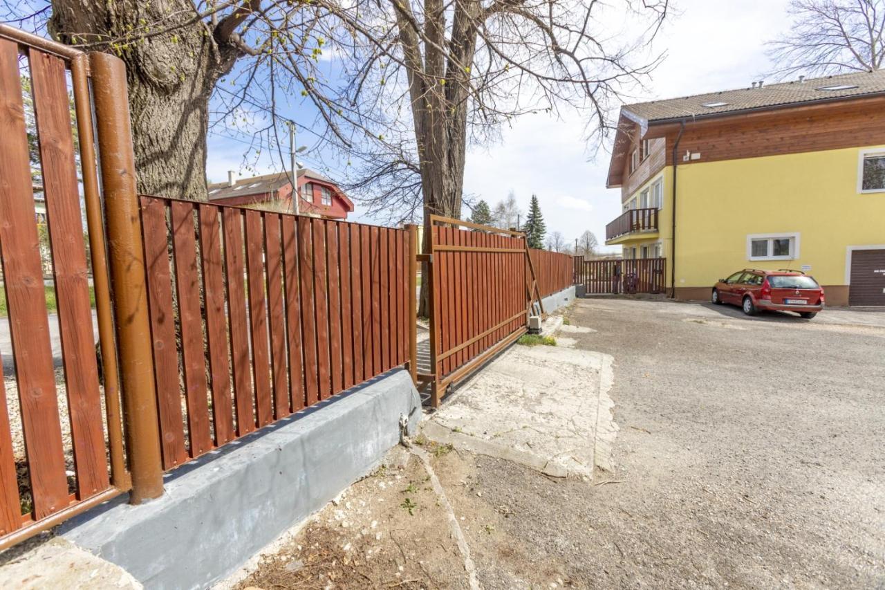 Apartman Hugo Veľký Slavkov Kültér fotó