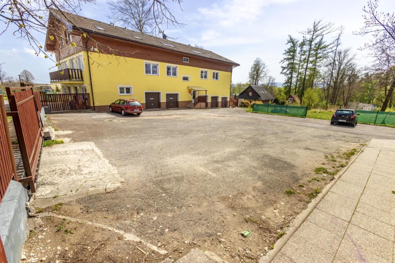 Apartman Hugo Veľký Slavkov Kültér fotó